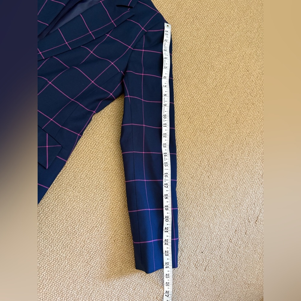 NWT Trina Turk Women’s Navy and Magenta Grid Suit, both size 4 - Picture 10 of 10
